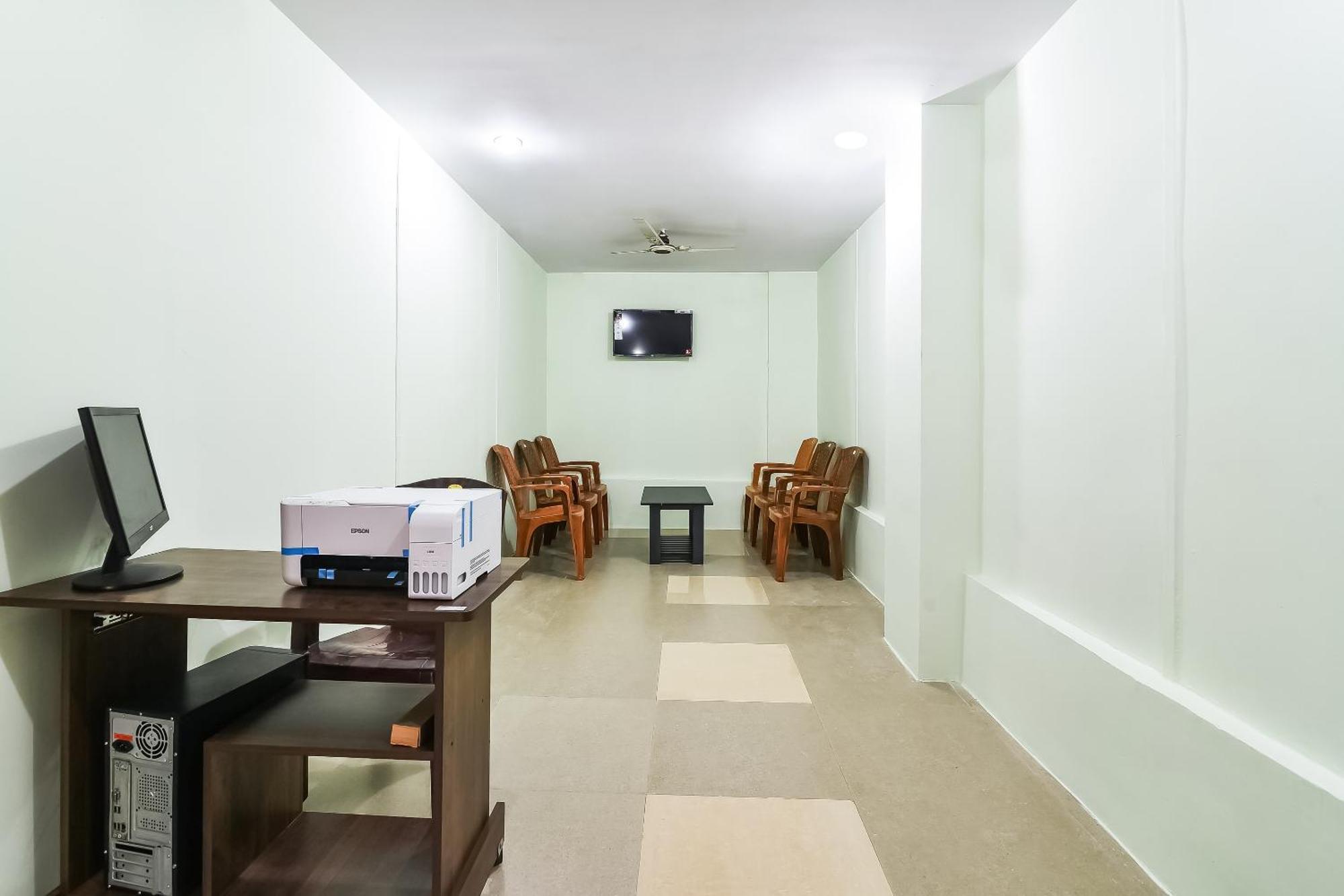 OYO 42984 Kartikeya Park View Residency Otel Chittoor Dış mekan fotoğraf