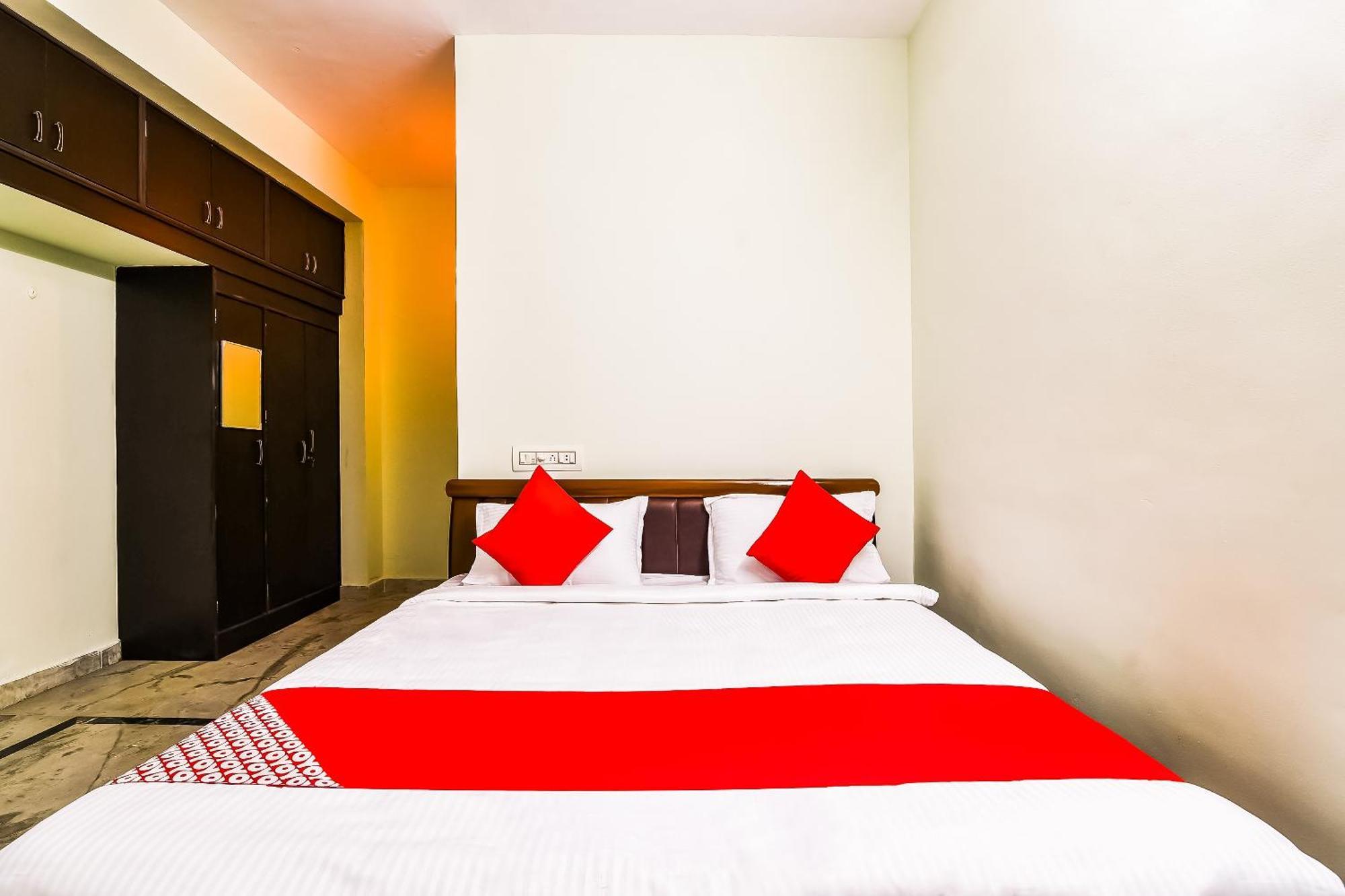 OYO 42984 Kartikeya Park View Residency Otel Chittoor Dış mekan fotoğraf