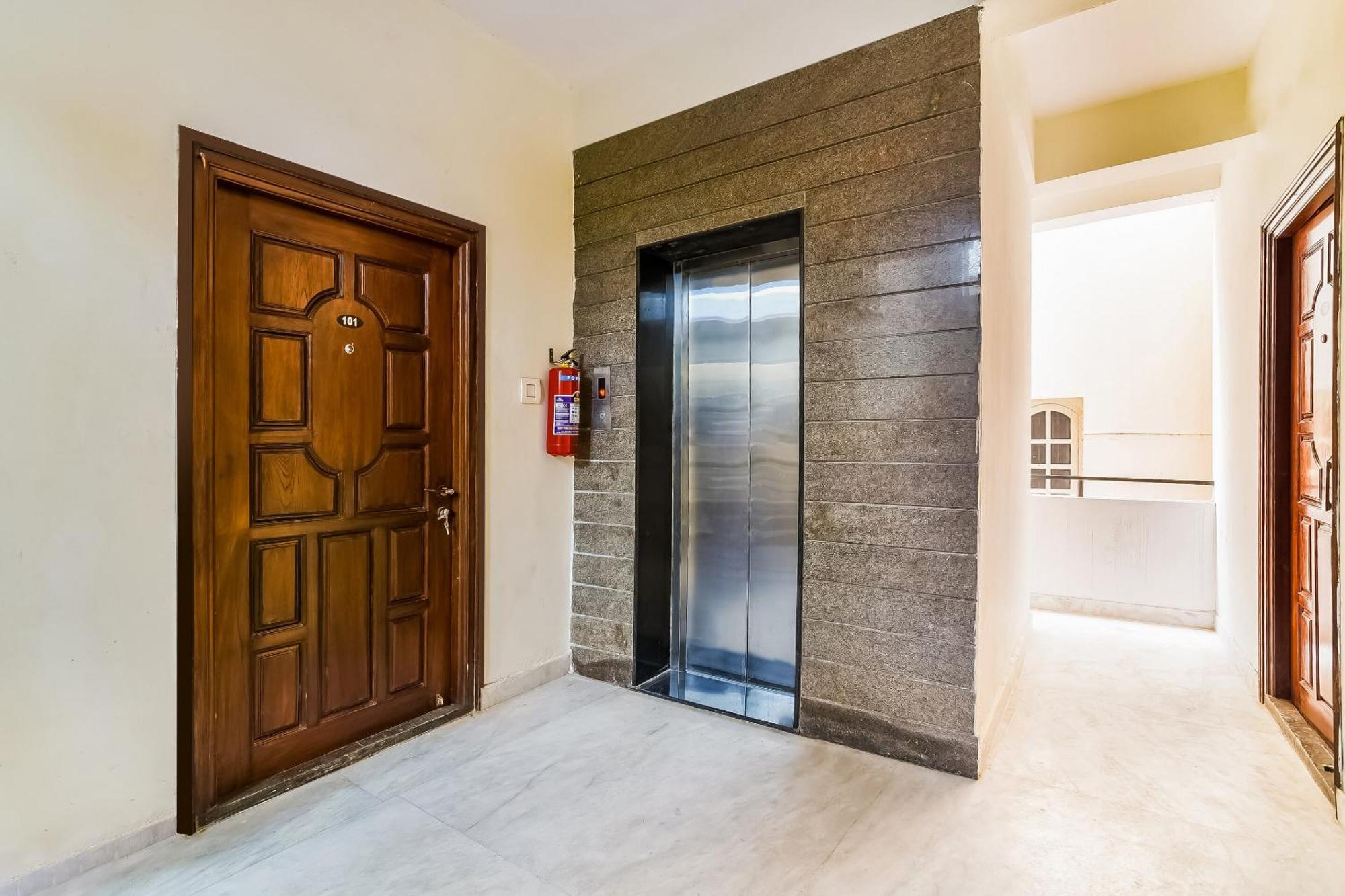 OYO 42984 Kartikeya Park View Residency Otel Chittoor Dış mekan fotoğraf