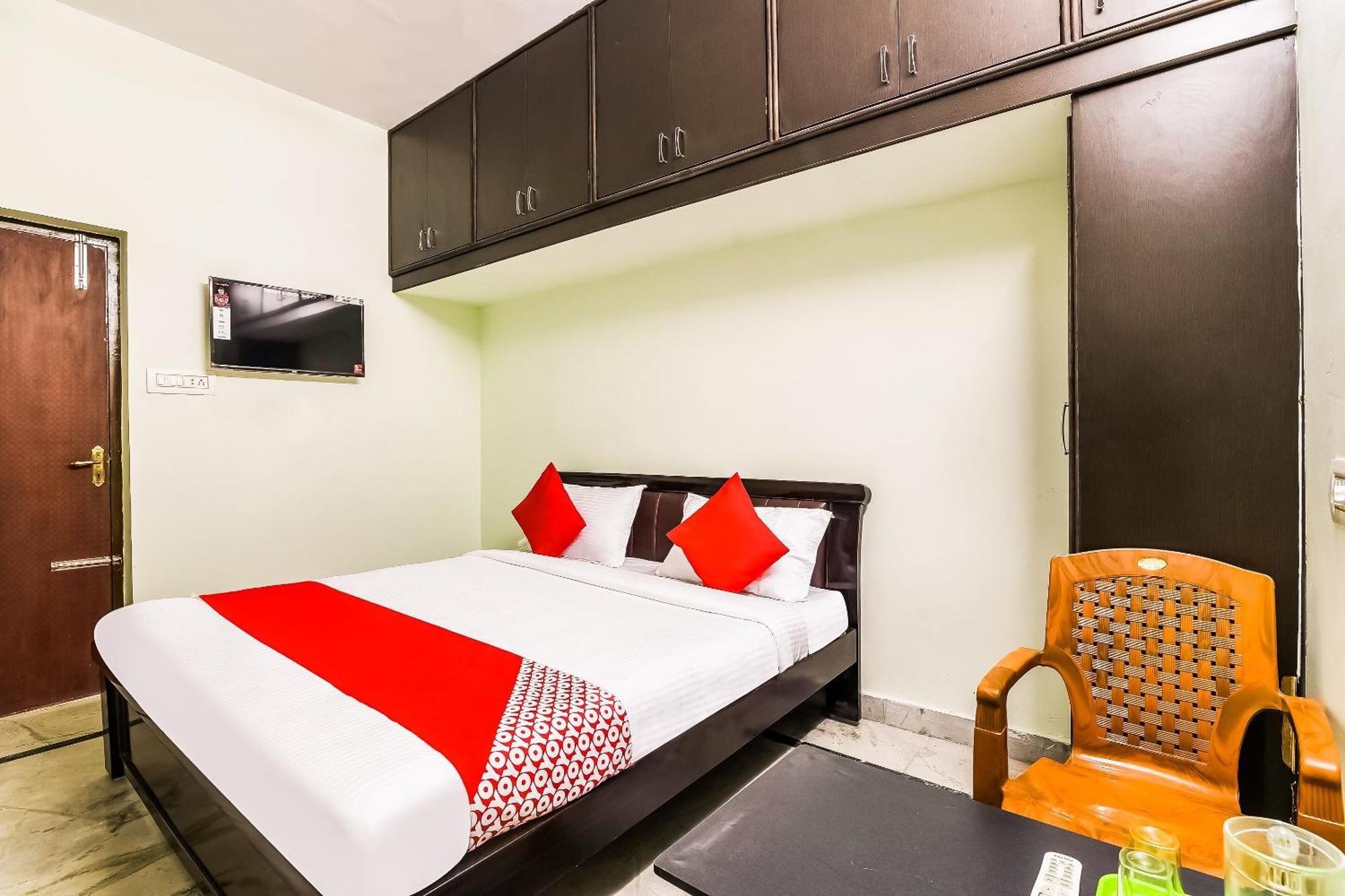 OYO 42984 Kartikeya Park View Residency Otel Chittoor Dış mekan fotoğraf